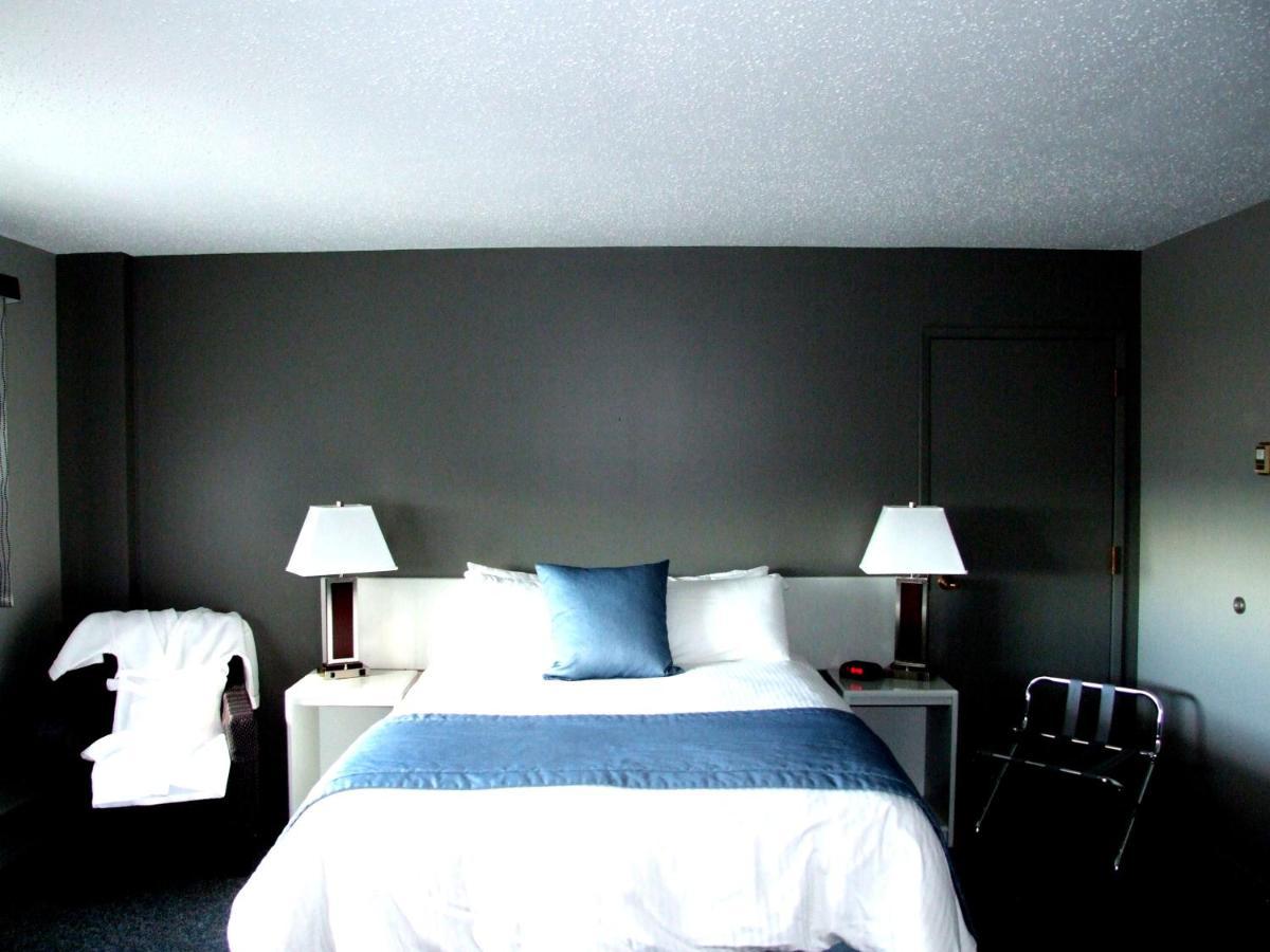 Lakeland Inn Hotel Cold Lake Quarto foto