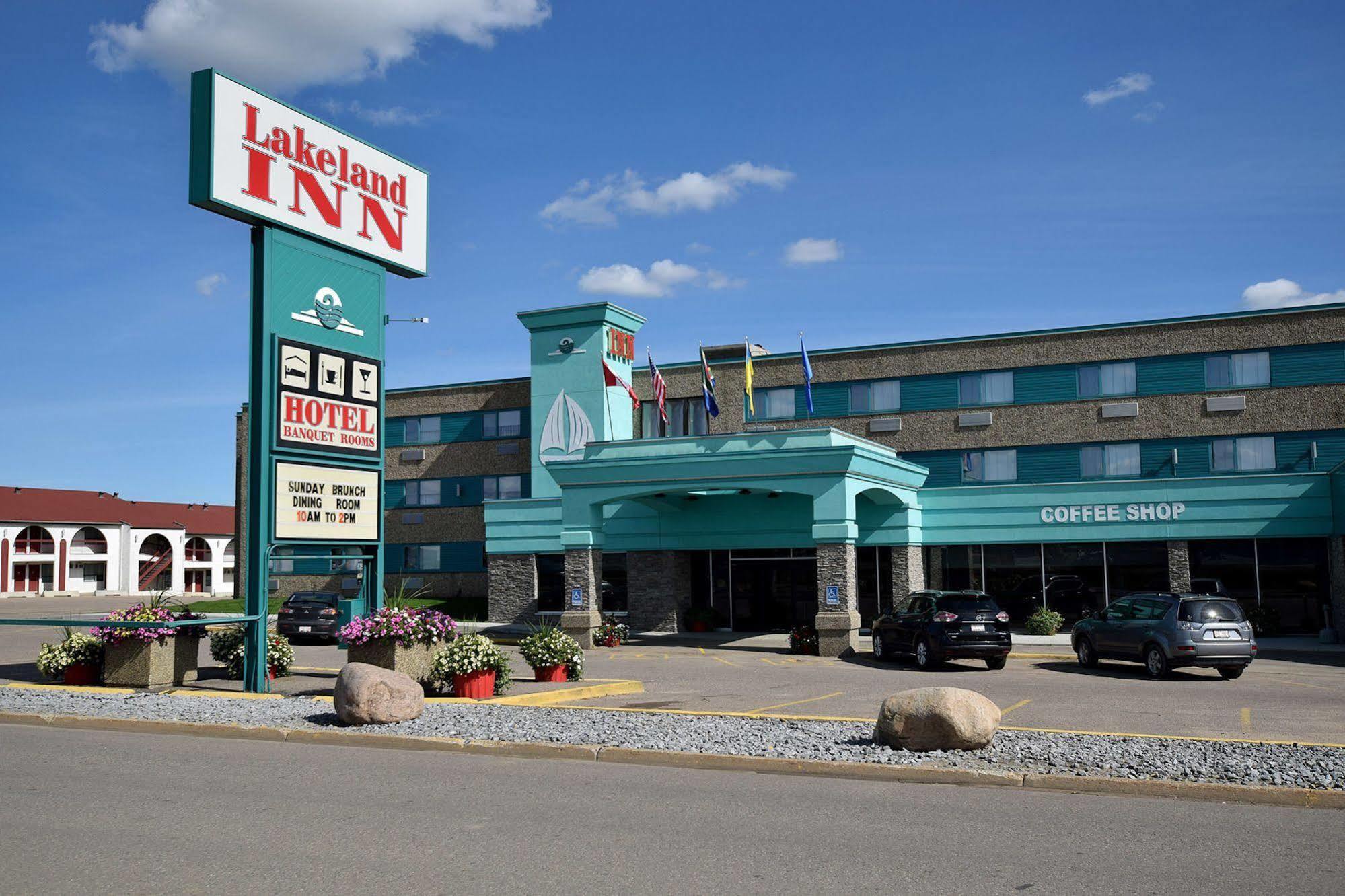 Lakeland Inn Hotel Cold Lake Exterior foto