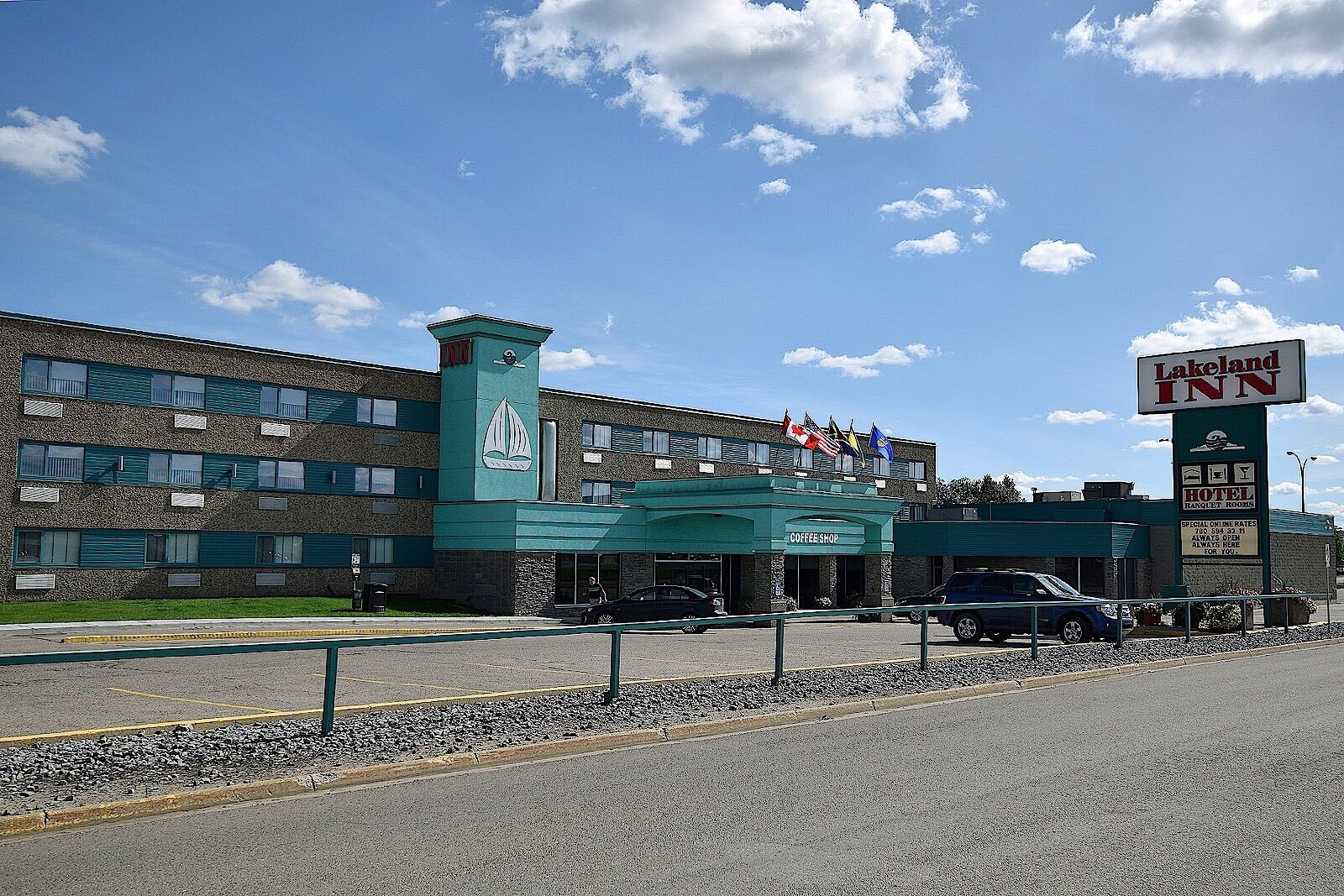 Lakeland Inn Hotel Cold Lake Exterior foto